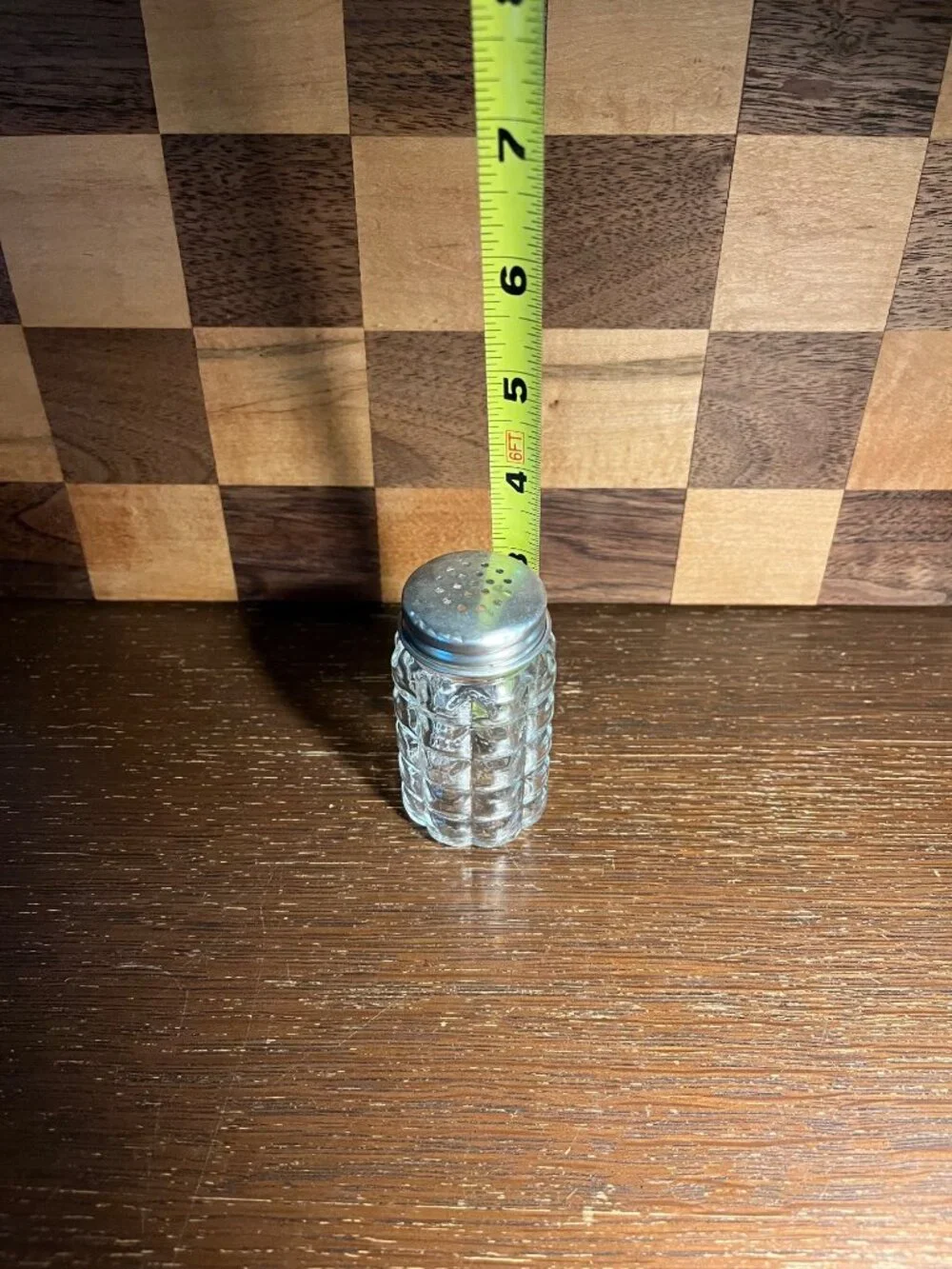 Single Clear Glass Waffle Style Shaker A603